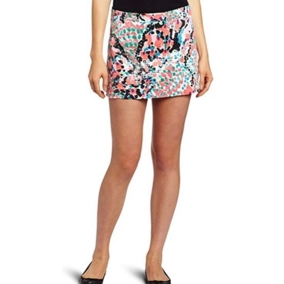 LILLY PULITZER TATE CAMEO WHITE SWEET NOTHING SEQUIN FLORAL MINI SKIRT‎ 0 EUC - Picture 3 of 12